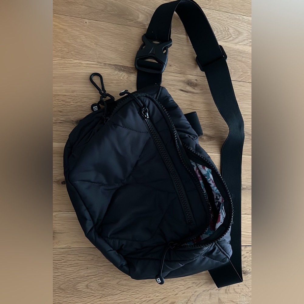 Vera Bradley Featherweight Belt Bag